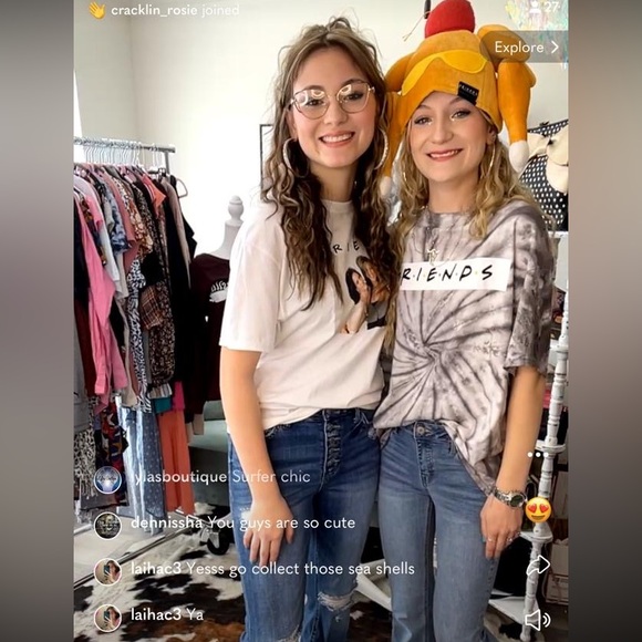 🩷CBARRAZA IS LIVE🩷 GRAPHICSSS - Picture 7 of 10